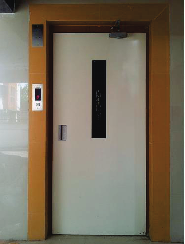 swing door